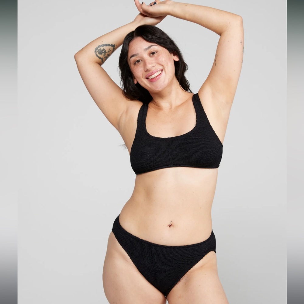 YouSwim Aplomb Suit Standard Waist Black Matching Top and Bottom